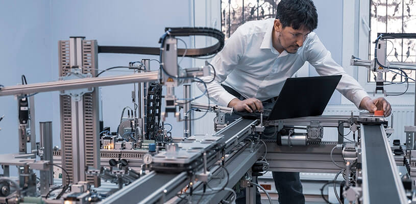 Early consideration of relevant control concepts and the tuning of controller parameters, against the high-fidelity mechatronic model solves many problems early and enables virtual commissioning.