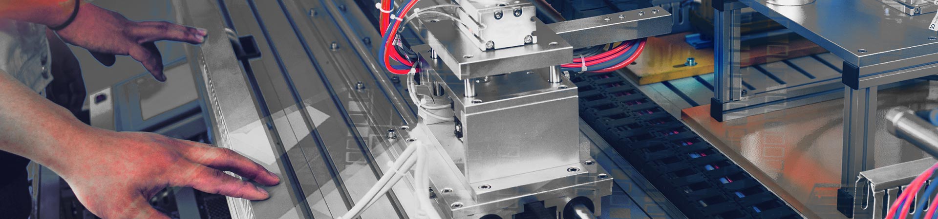 Altair provides all building blocks to close the loop between development and operation converging simulation and field data enabling AI-driven decision making.