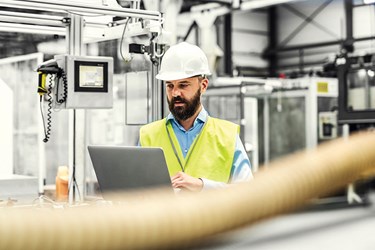 Harnessing Smart Factory Data for Maximum Value and Reduced Risk