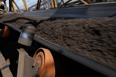 Boosting Mine Chute Design -  Improve Chute Design and Reduce Costs with Altair EDEM 